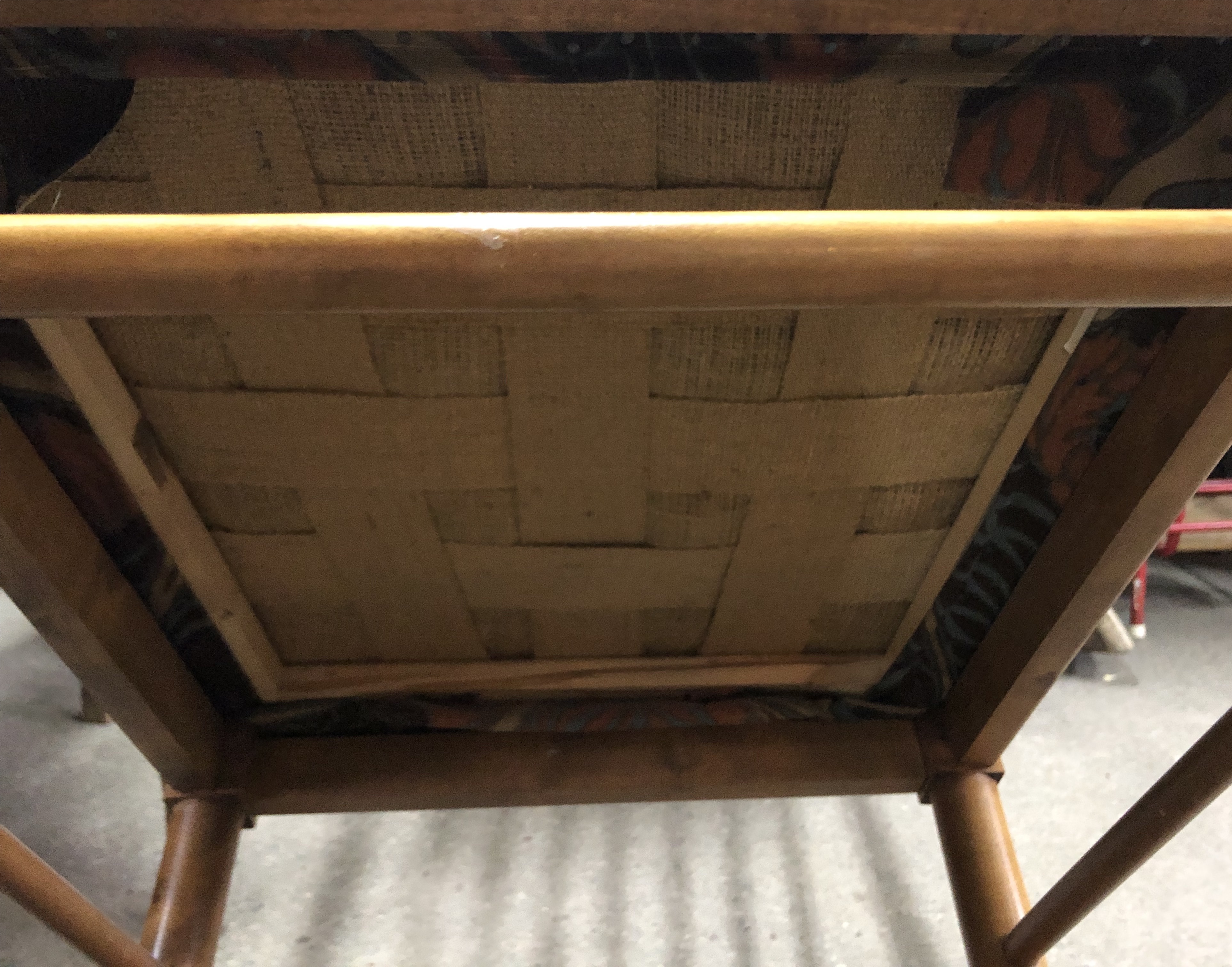 Underbar gungstol, Gemla