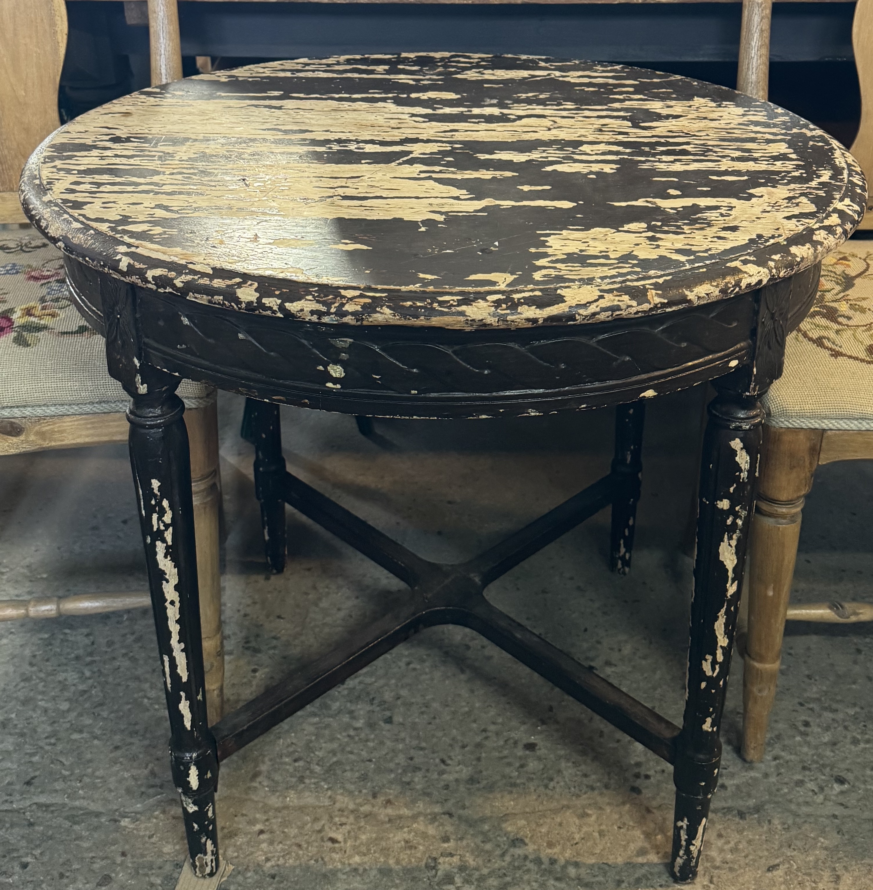 Läckert bord, shabby chic